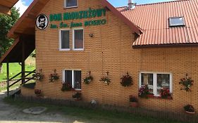 Dom Młodzieżowy w Polanie